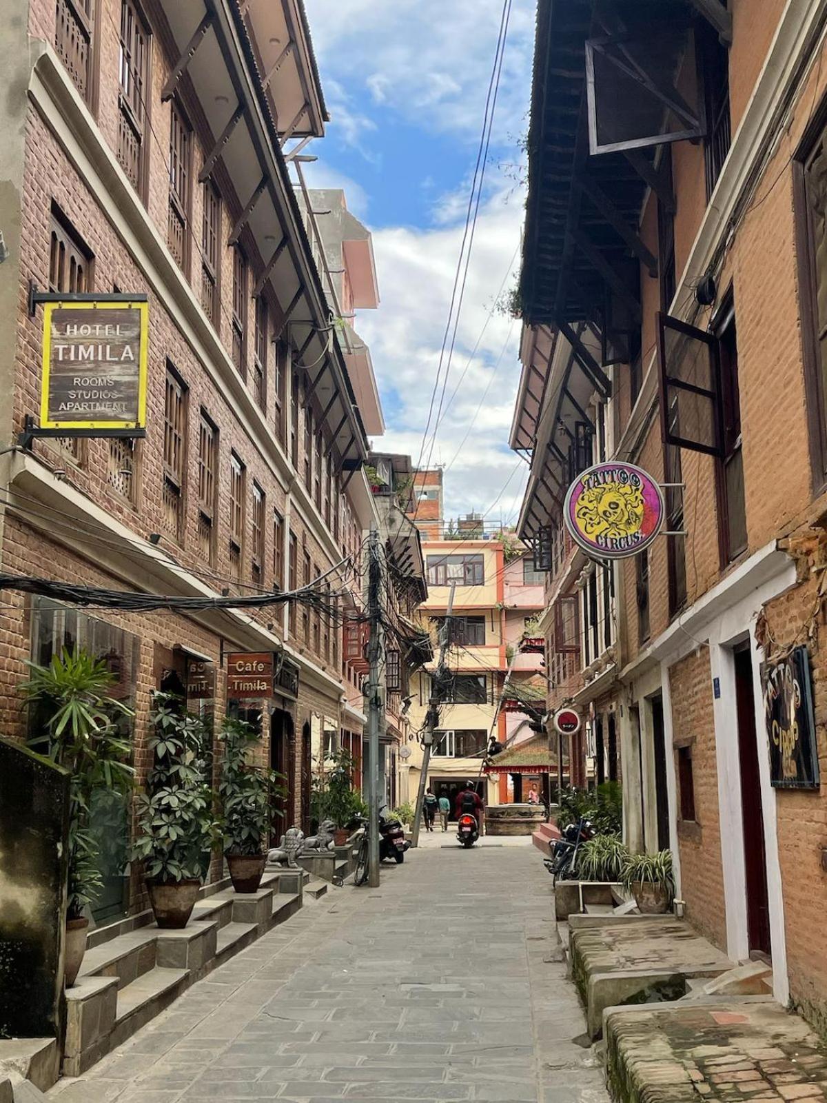 Patan Square - 2 Km From Patan Durbar Square Hotel ภายนอก รูปภาพ