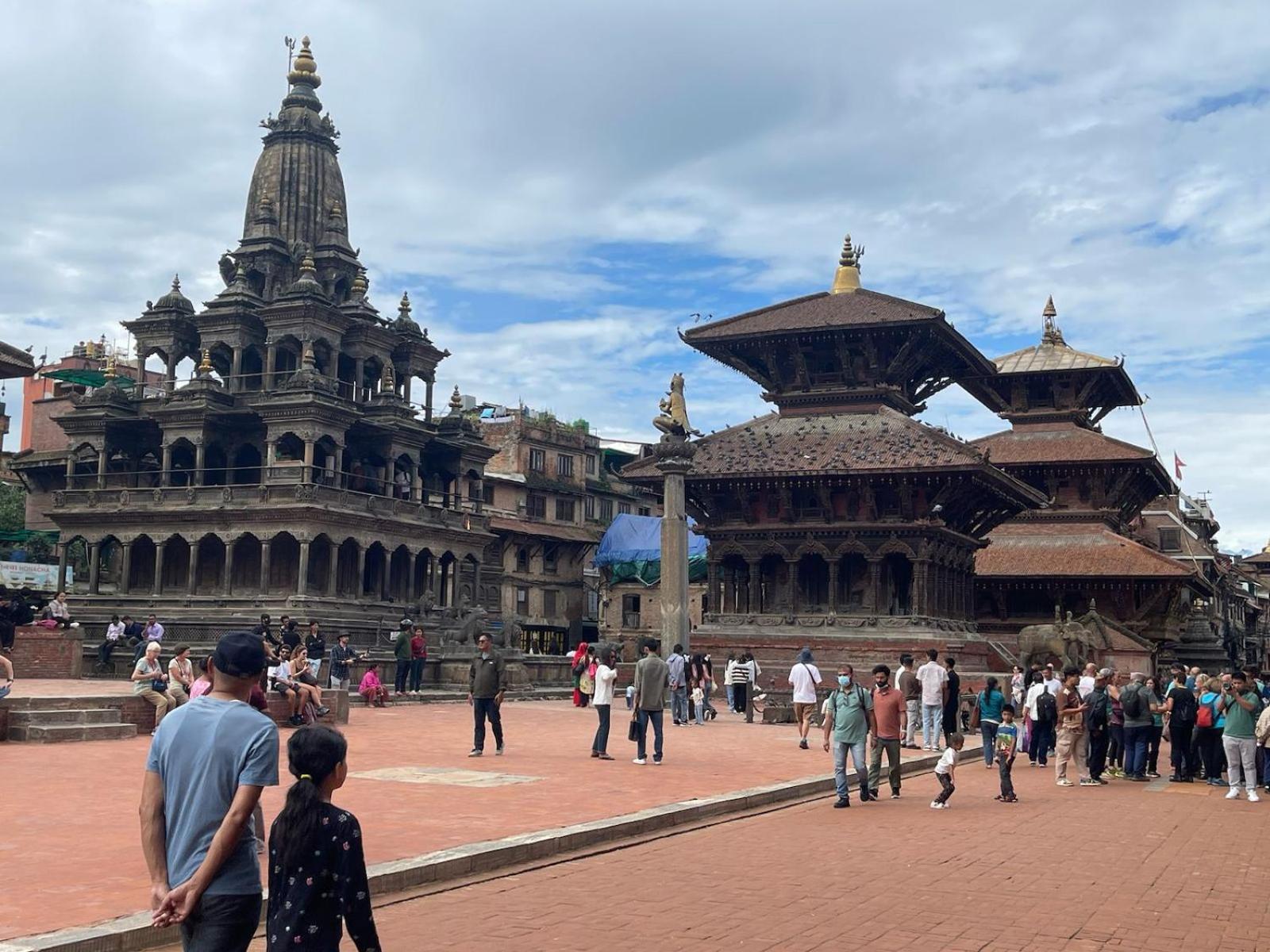 Patan Square - 2 Km From Patan Durbar Square Hotel ภายนอก รูปภาพ